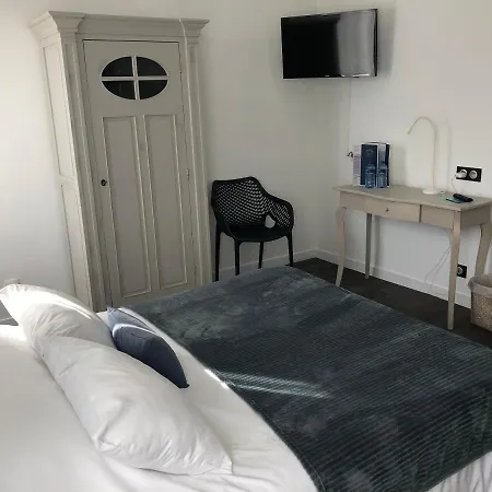 Restaurant L'atelier Des Cousins Otel 2*