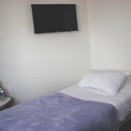 מלון Restaurant L'atelier Des Cousins