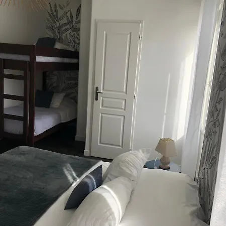 Restaurant L'atelier Des Cousins מלון