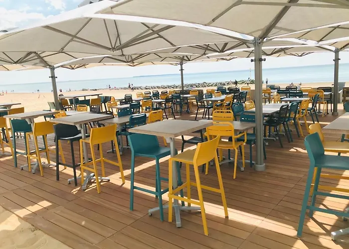 Hotel Restaurant L'atelier Des Cousins 2*