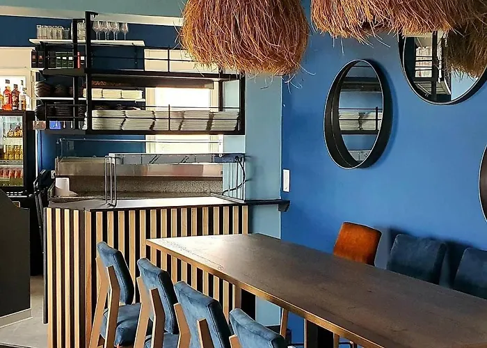 酒店 Restaurant L'atelier Des Cousins 沙特拉永普拉日