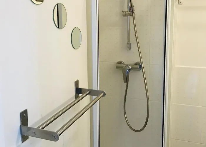 Hotel Restaurant L'atelier Des Cousins 2*