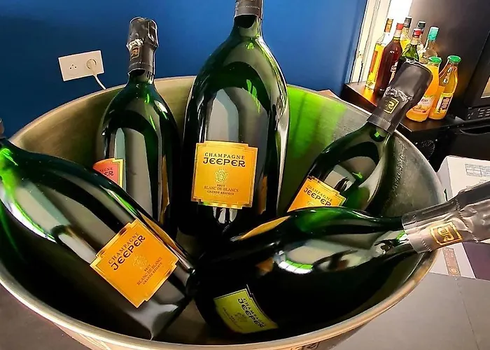 Restaurant L'atelier Des Cousins Hotel 2*