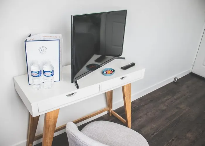 Restaurant L'atelier Des Cousins Hotel 2*