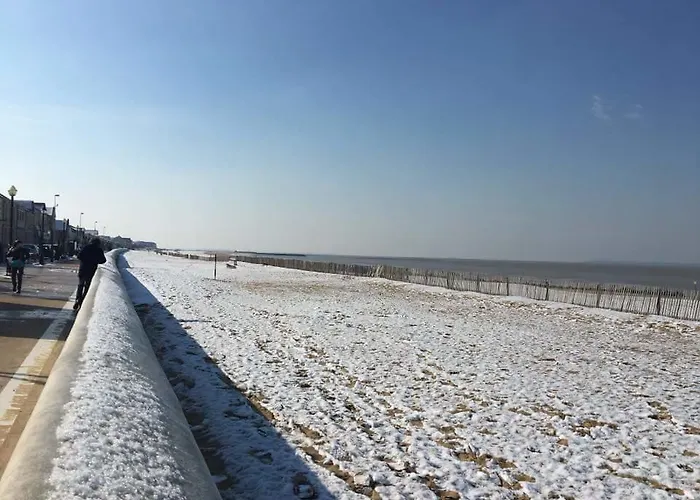 Hotel Restaurant L'atelier Des Cousins Chatelaillon-Plage